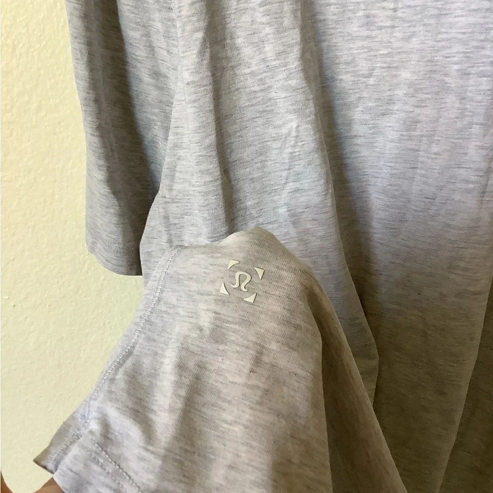 Lululemon Grey Crewneck Tee